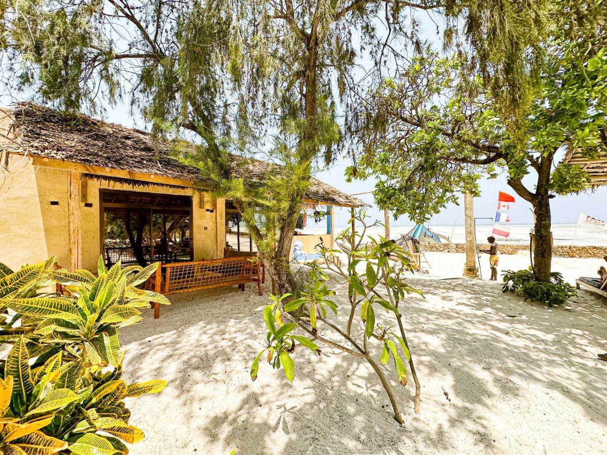 Jambo Beach Hotel Paje Eksteriør bilde